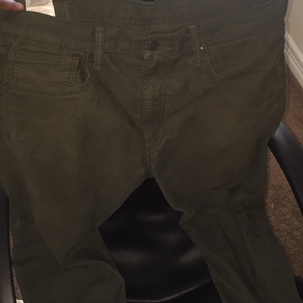 Men’s Levi’s Olive Green Curdaroy Slim Fit Pants